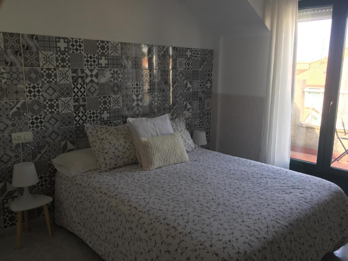 Apartamentos Playa Portonovo Luaran gambar